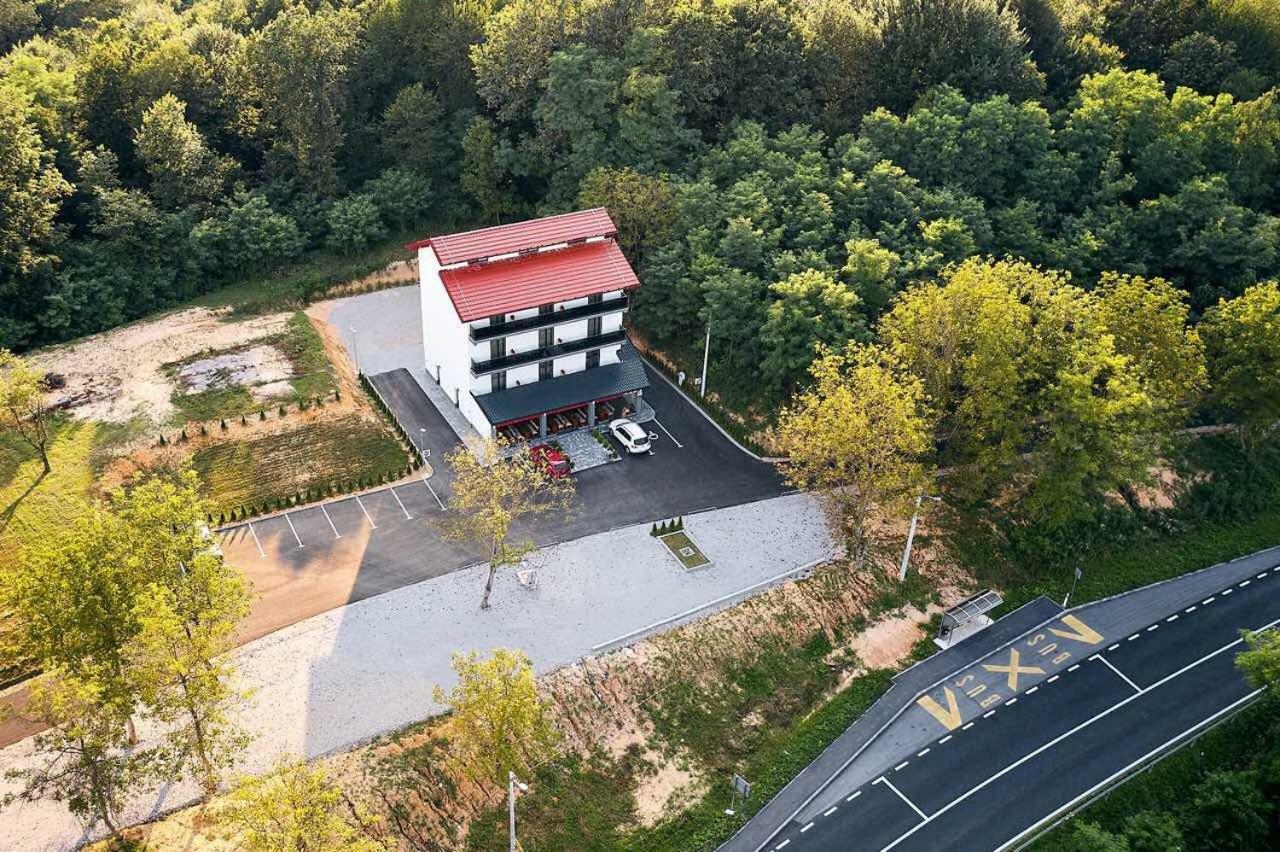 Bed and Breakfast Sobe Kod Bakija Karlovac Zewnętrze zdjęcie